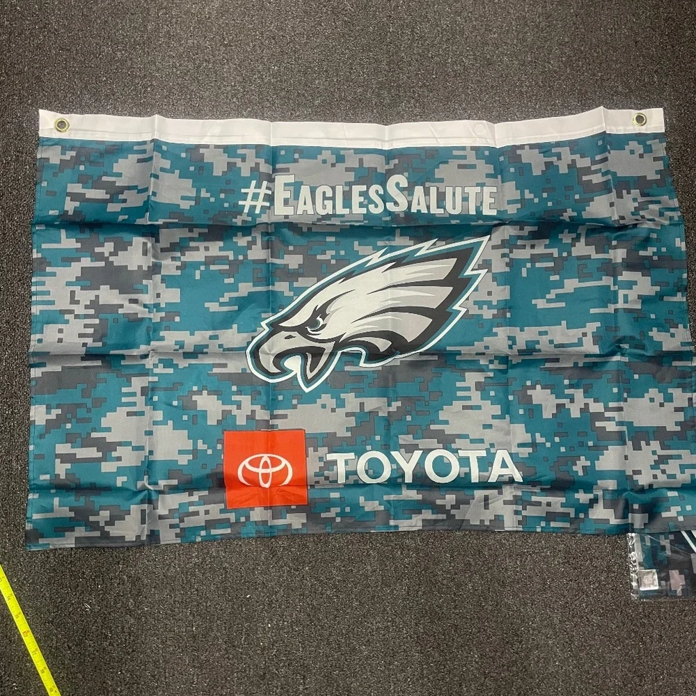 2 NFL Eagles Toyota Flags Official